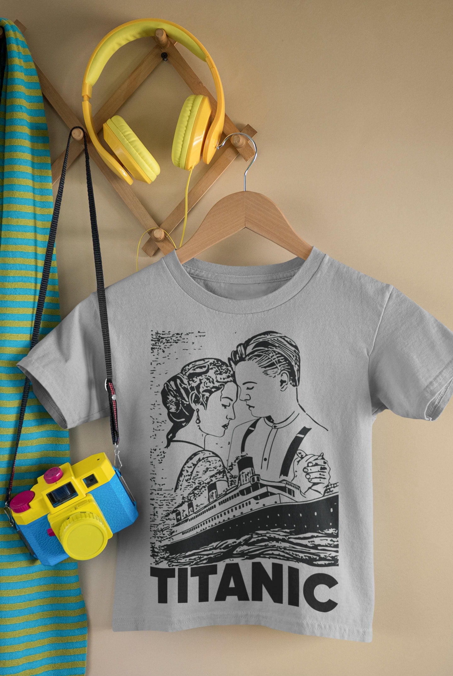 Jack Rose tshirt, Titanic retro vintage shirt, tees with Titanic art. Gift for boyfriend, gift for girlfriend